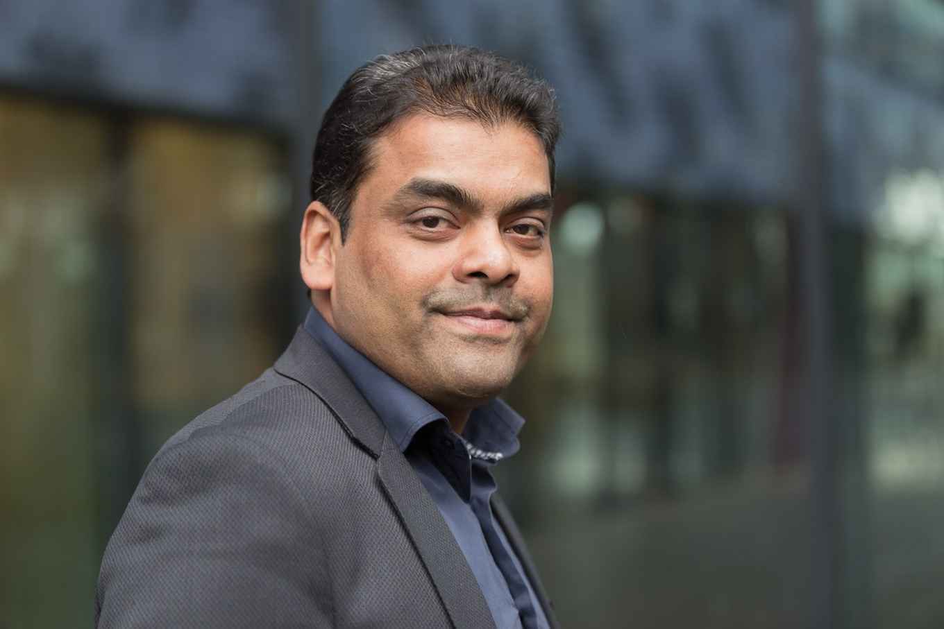 Khandai, Drona, hoogleraar FEB, Applied Informatics, i.h.b. Computational Finance